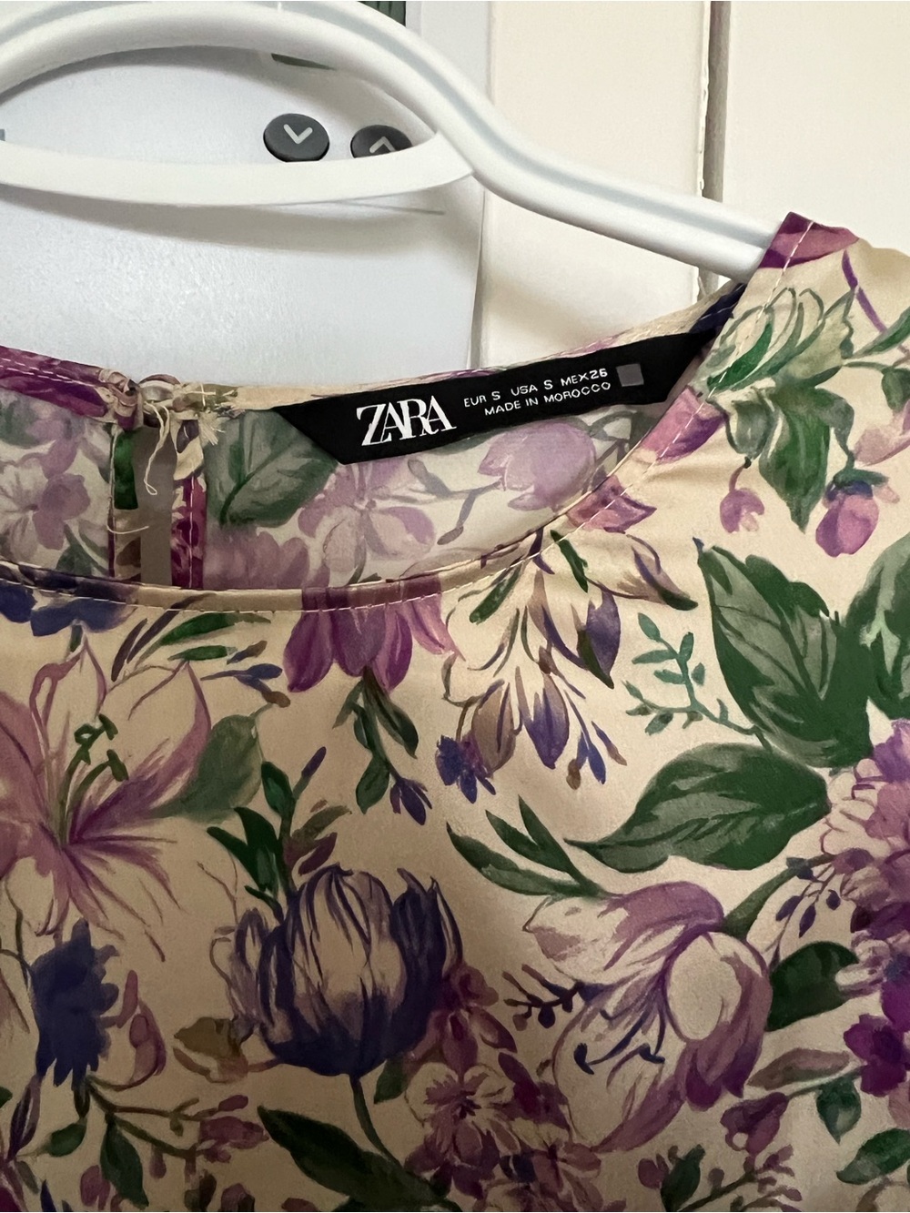 Floral Long Sleeve Dress - Picture 4 of 6